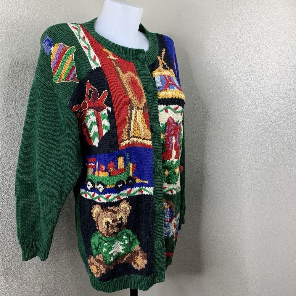 Tiara International Green Button Christmas Sweater Sz M Women’s Train Bear Bow